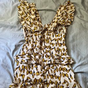 Ruffled butterfly print backless dress
